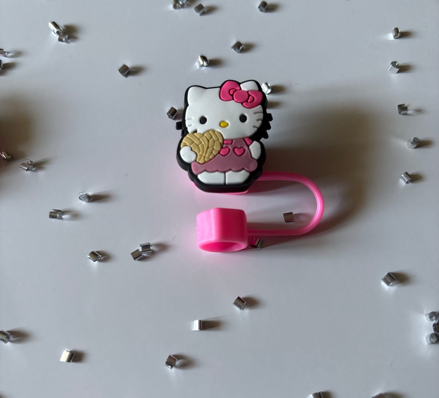 HK Straw Toppers