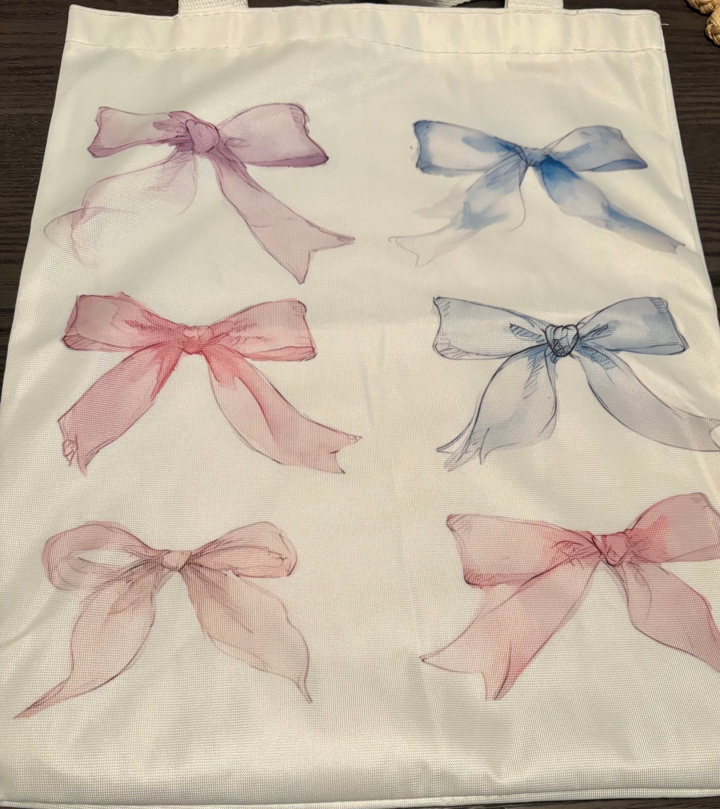 Bow totes