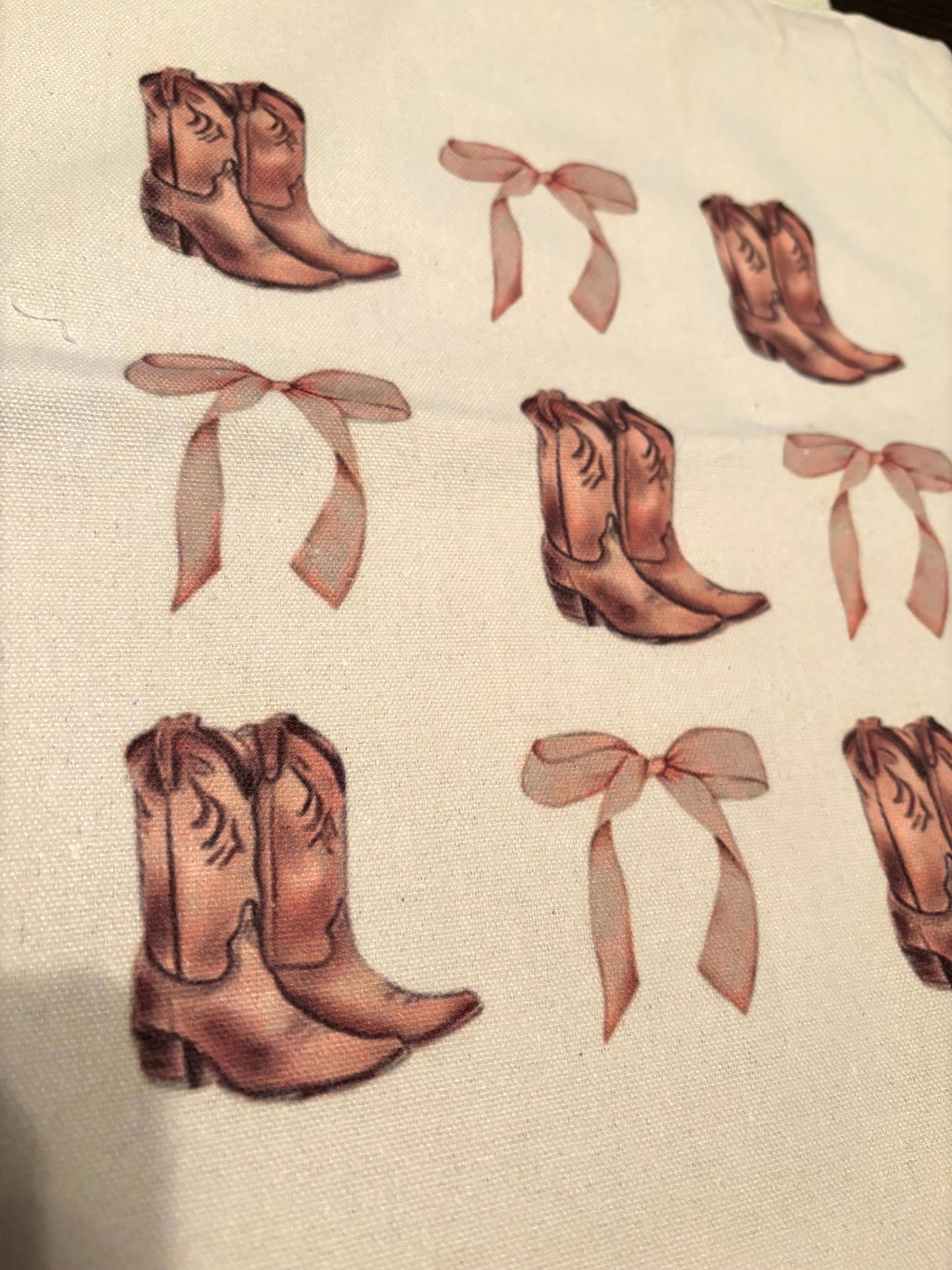 Bow totes